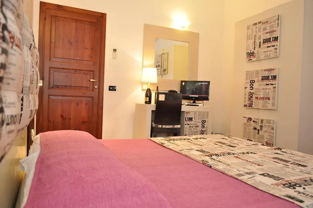 *** Guest house Rooms And Breakfast Zefiro Italy