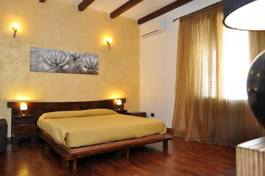 Rooms And Breakfast Zefiro Italy
