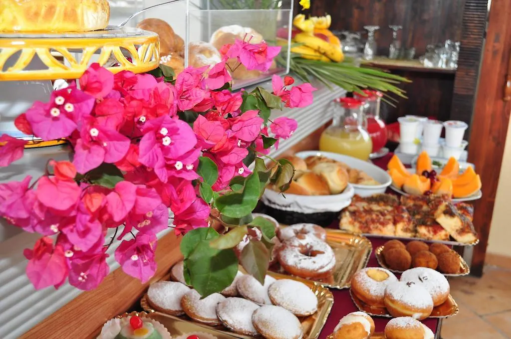 *** Guest house Rooms And Breakfast Zefiro Italy