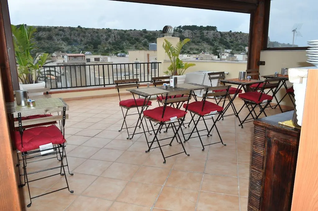 Rooms And Breakfast Zefiro 3*, San Vito Lo Capo Italy
